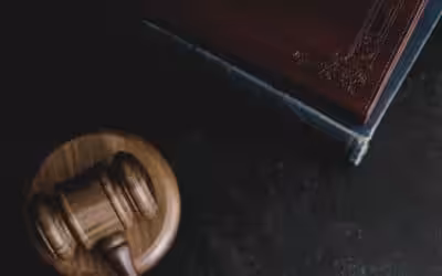 What to Expect in a Personal Injury Lawsuit vs Insurance Settlement
